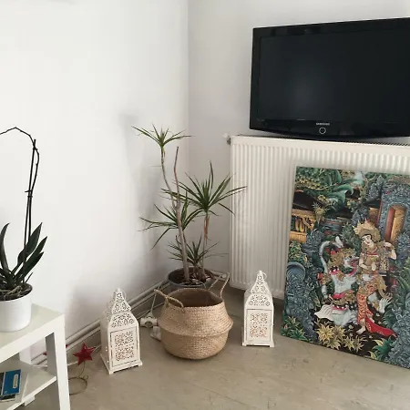 Apartment Art House *